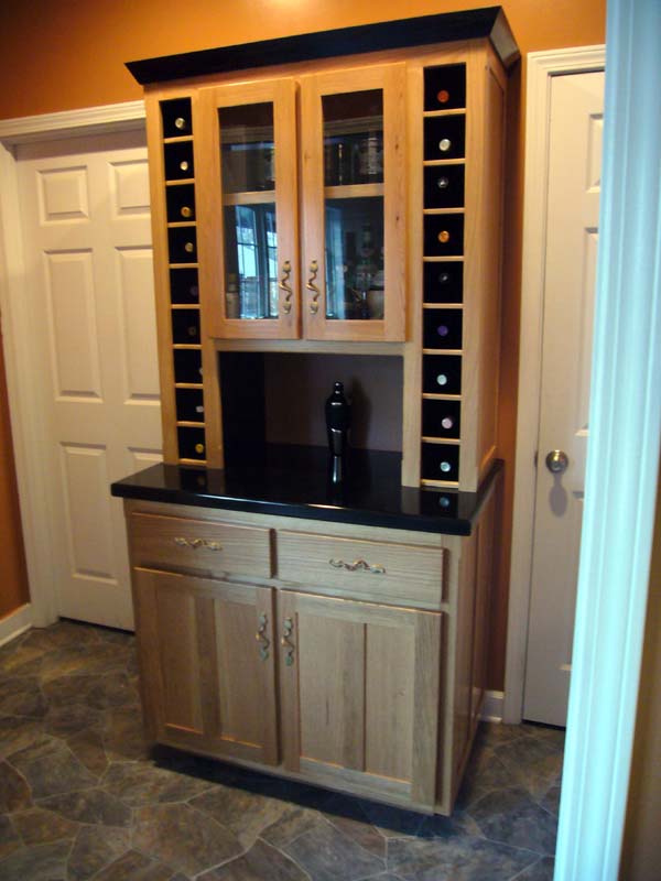 Fivebraids Custom Woodworking - Liquor/Wine Hutch